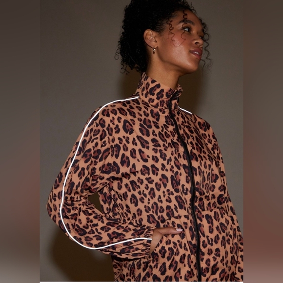 Fabletics Black and Tan Animal Print Jacket - Picture 4 of 9